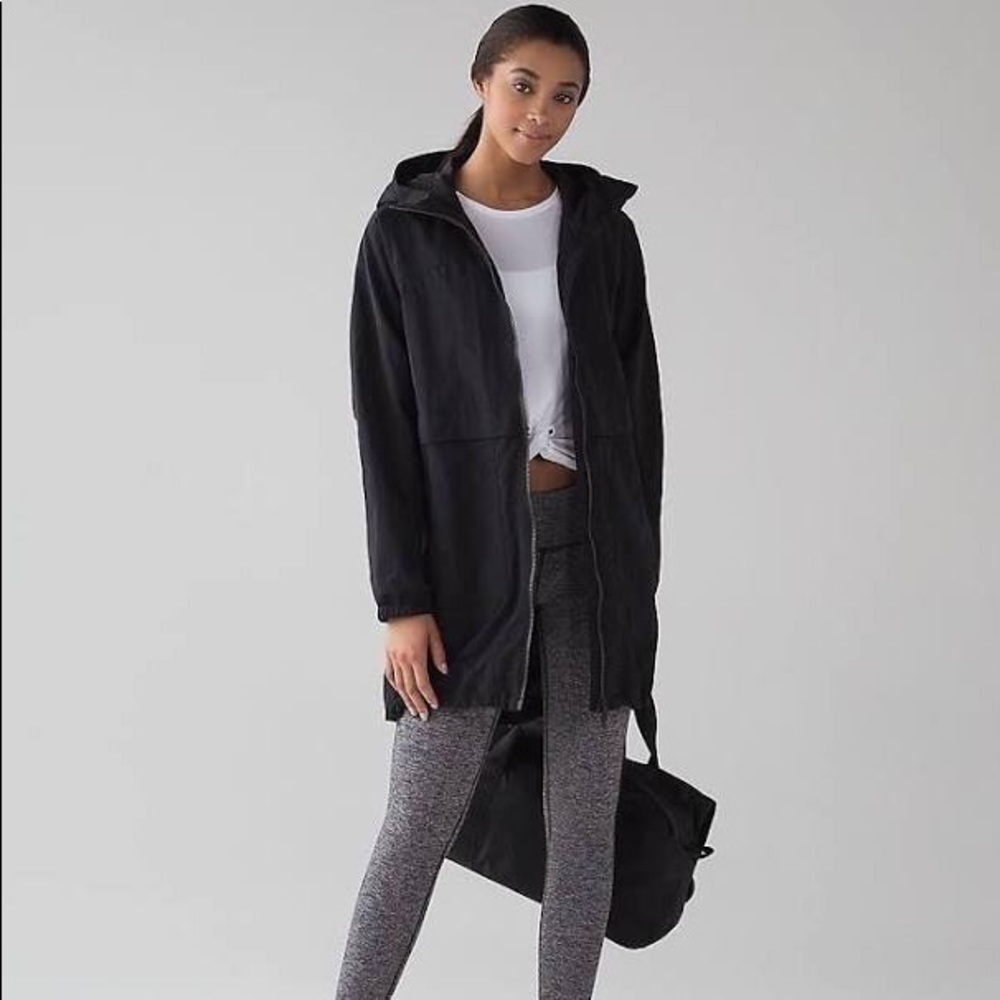 lululemen Easy as Rain Jacket